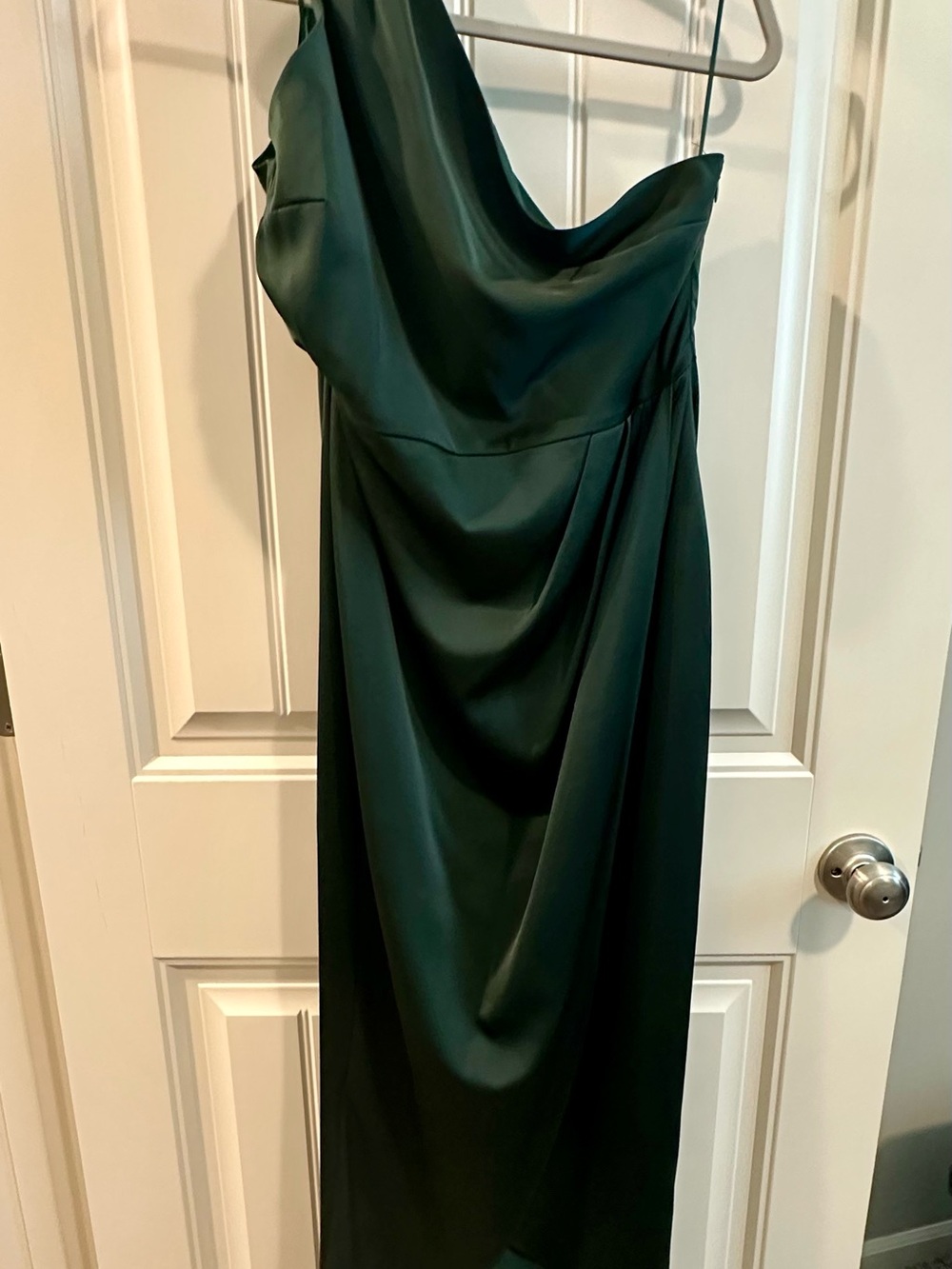 Showpo Forest Green Satin One Shoulder Dress
